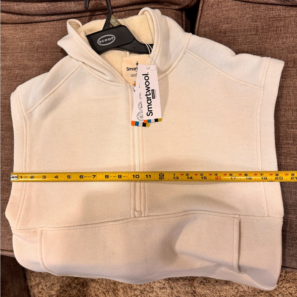 Smartwool Women's Cream Sleeveless Sweater - Picture 10 of 10